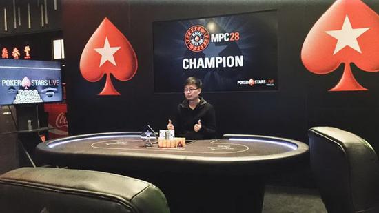 我来教教大家“红龙poker透视辅助教程”太坑人了,真的有挂-第2张图片
